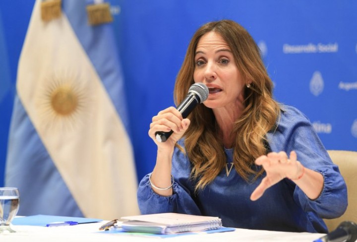 Duras críticas de Tolosa Paz a Cristina Kirchner