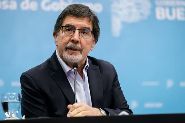 Alberto Sileoni: "No importa tanto si educación es secretaría o ministerio siempre y cuando fluyan los recursos”.