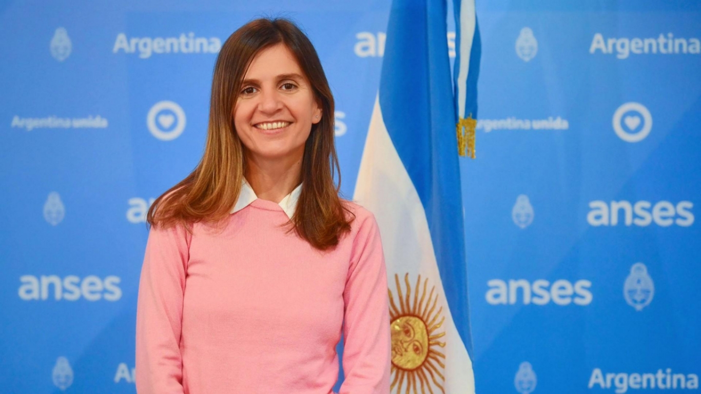 "Incluir más mujeres en el sistema previsional y reconocer las tareas de cuidado son dos objetivos enormes y hermosos. Por eso da mucha felicidad el haber anunciado esta decisión del Presidente", Fernanda Raverta