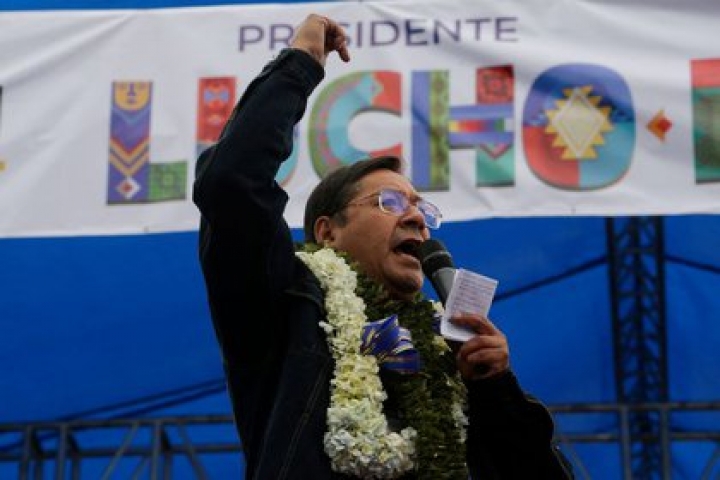 Luchar, vencer, caerse y volver a luchar: Bolivia de pie