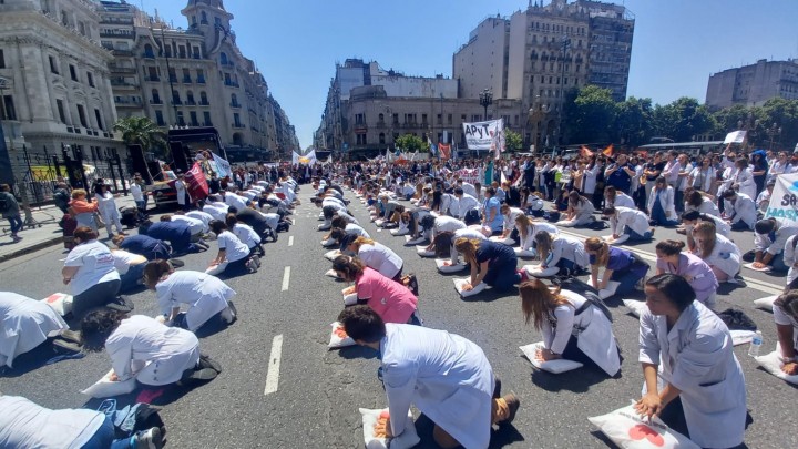 Sebastián Goin: "El ministerio porteño sale a pagar guardias a personas por izquierda en vez de arreglar nuestra situación"