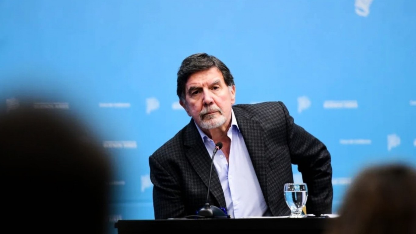 Alberto Sileoni: "Desde el 2006 en la Provincia tuvimos esa medida que no funcionó".