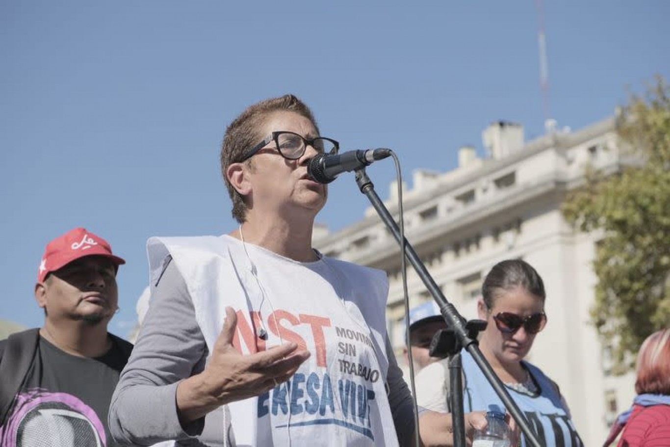 Mónica Sulle: "Los que reciben planes sociales hacen prestaciones"