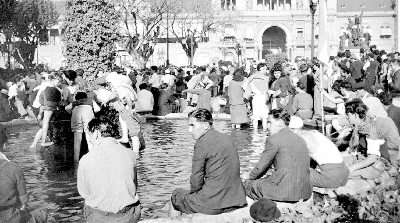 El día de las patas en la fuente