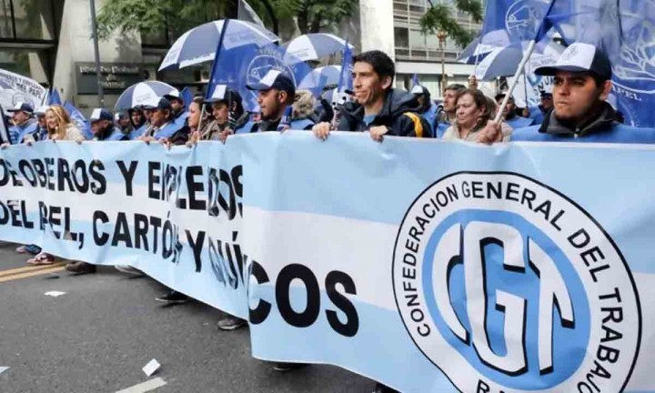 Tras la Marcha, la CGT le pidió al Gobierno tomar medidas contra la especulación y advirtió: "si no es así, vamos a seguir movilizando"