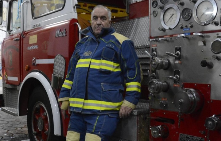 Bombero voluntario y Papá Noel