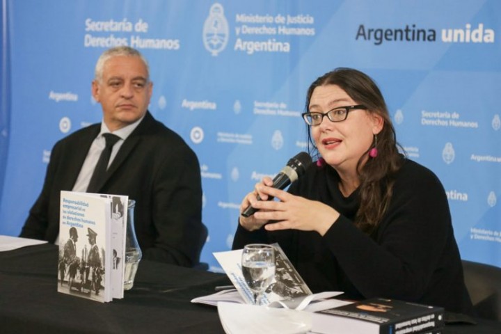 Victoria Basualdo: "Los nuevos puestos de trabajo son tercerizados"