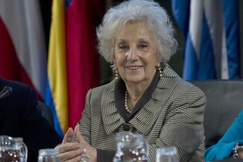 Estela de Carlotto: "El gobierno cierra todas las puertas de lo que le hace bien a la sociedad”