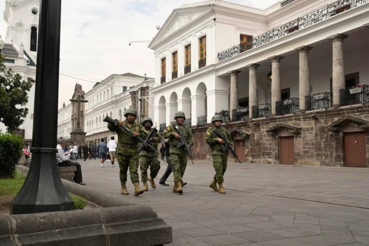 Mario Ramos: "Se declara la guerra pero no se puede controlar la calle"