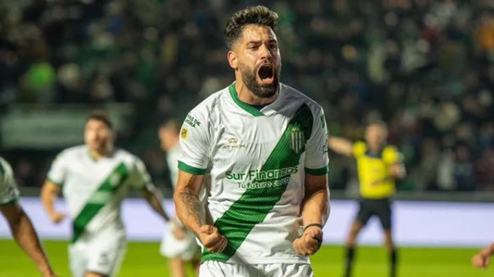 Banfield en problemas: Necaxa de México lo intimó a que abone el acuerdo por Milton Giménez